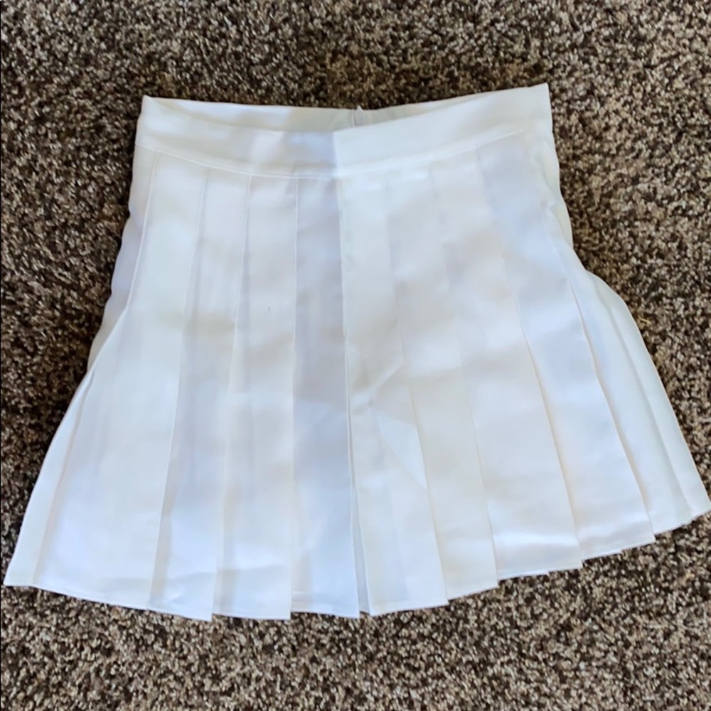White High-Waisted Tennis Skirt